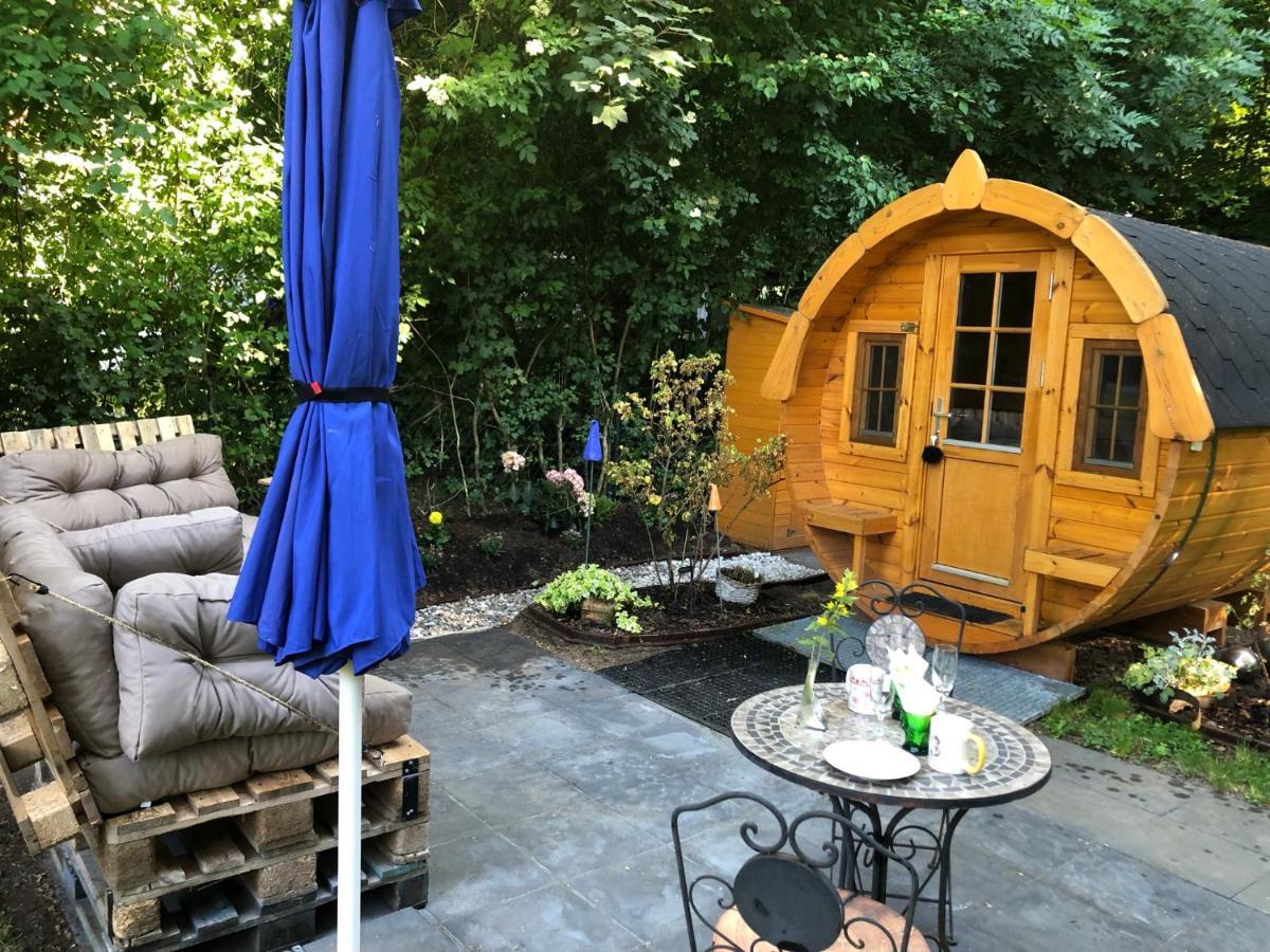 Holz-wohnfass In Muenchen-nymphenburg Apartment Munich