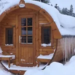 Holz-Wohnfass in München-Nymphenburg